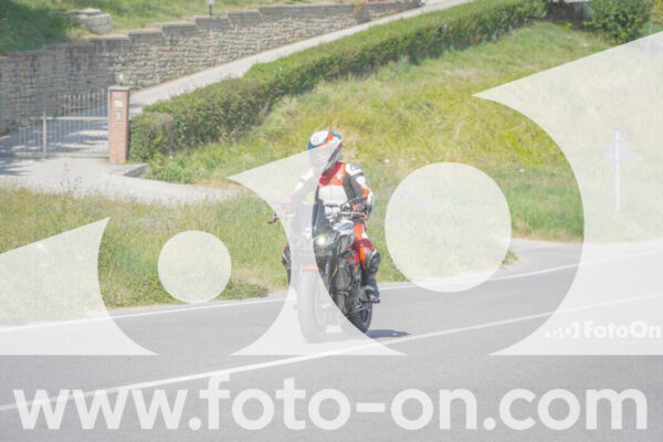 <h1 class="product-title">thumb_FF109745</h1>