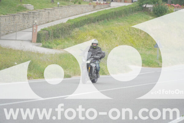 <h1 class="product-title">thumb_FF109749</h1>