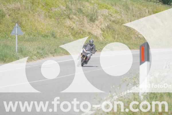 <h1 class="product-title">thumb_FF109769</h1>