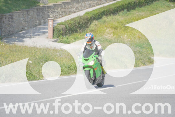 <h1 class="product-title">thumb_FF109773</h1>