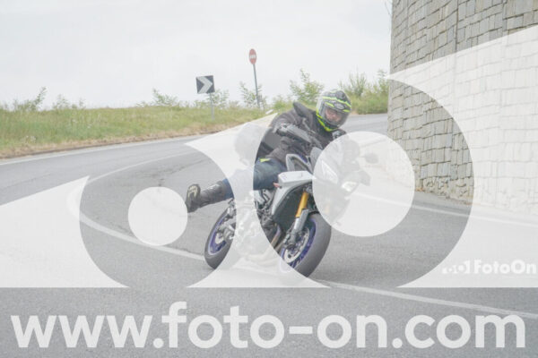 <h1 class="product-title">thumb_FF109800</h1>