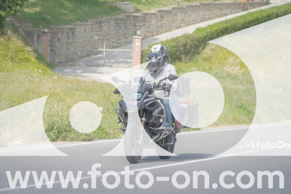 <h1 class="product-title">thumb_FF109801</h1>