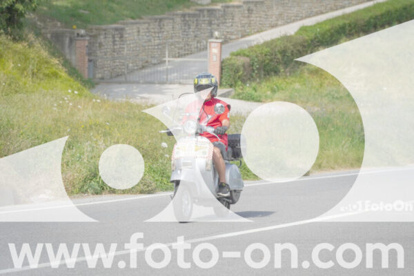 <h1 class="product-title">thumb_FF109821</h1>