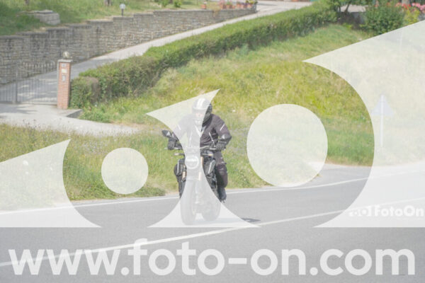 <h1 class="product-title">thumb_FF109849</h1>
