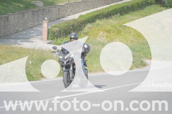 <h1 class="product-title">thumb_FF109874</h1>