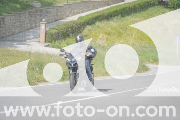 <h1 class="product-title">thumb_FF109876</h1>