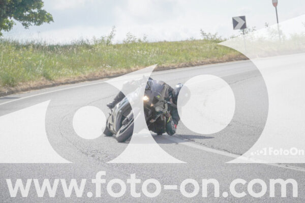 <h1 class="product-title">thumb_FF109906</h1>
