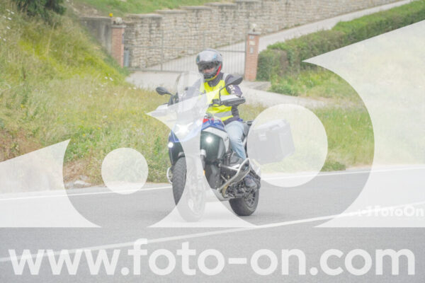 <h1 class="product-title">thumb_FF109922</h1>