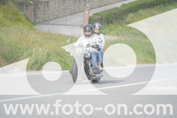 <h1 class="product-title">thumb_FF109958</h1>