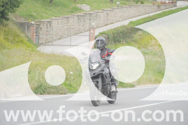 <h1 class="product-title">thumb_FF109972</h1>