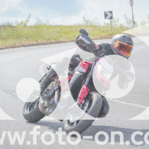 thumb_FF109975