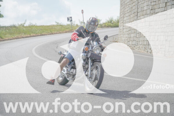 <h1 class="product-title">thumb_FF109993</h1>