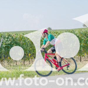 thumb_2025-08-14-Foto-On-a-Barolo-15