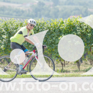 thumb_2025-08-14-Foto-On-a-Barolo-16