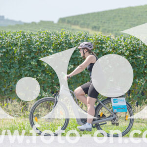 thumb_2025-08-14-Foto-On-a-Barolo-29