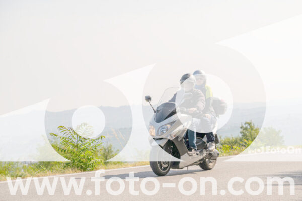 <h1 class="product-title">thumb_2025-08-14-Foto-On-a-Barolo-3</h1>