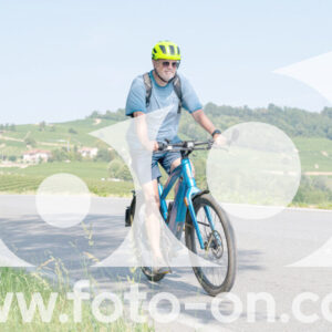 thumb_2025-08-14-Foto-On-a-Barolo-6