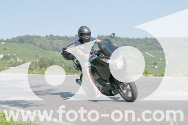 <h1 class="product-title">thumb_2025-08-14-Foto-On-a-Barolo-7</h1>