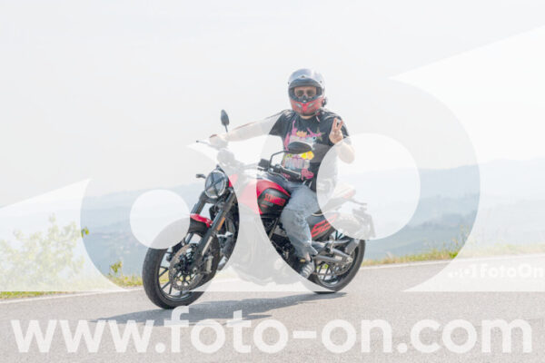 <h1 class="product-title">thumb_2025-08-14-Foto-On-a-Barolo-8</h1>