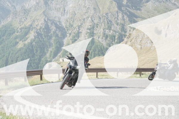 <h1 class="product-title">thumb_DSC04702</h1>