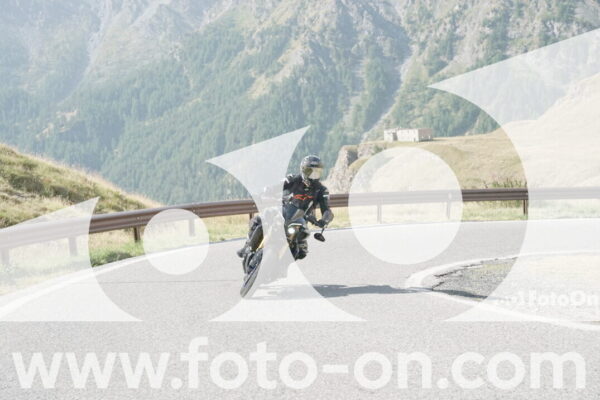 <h1 class="product-title">thumb_DSC04762</h1>
