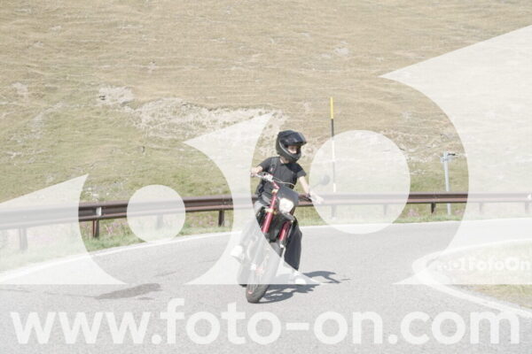 <h1 class="product-title">thumb_DSC04987</h1>