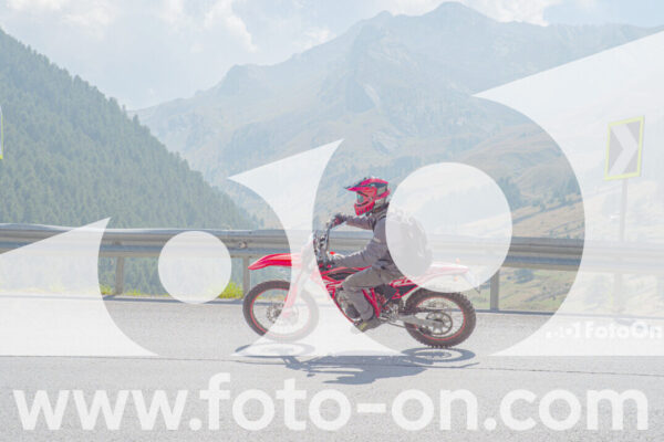 <h1 class="product-title">thumb_DSC4976</h1>