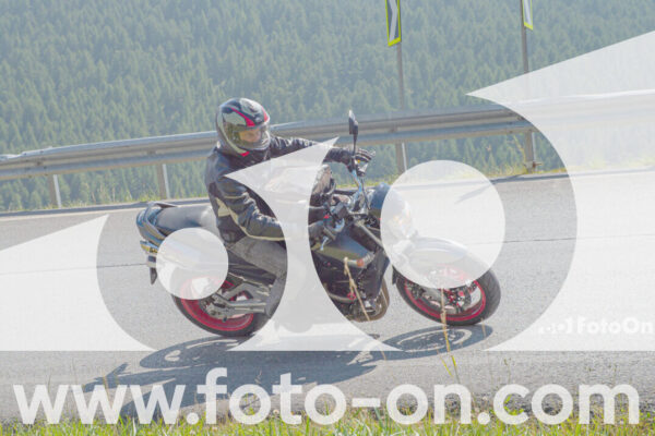 <h1 class="product-title">thumb_DSC4982</h1>