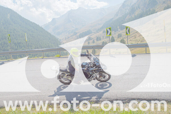 <h1 class="product-title">thumb_DSC4998</h1>
