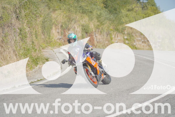<h1 class="product-title">thumb_FF100050</h1>