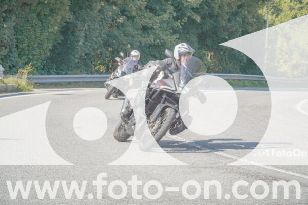 <h1 class="product-title">thumb_FF100055</h1>