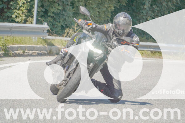 <h1 class="product-title">thumb_FF100069_1</h1>