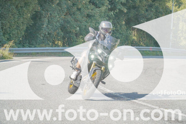 <h1 class="product-title">thumb_FF100086</h1>