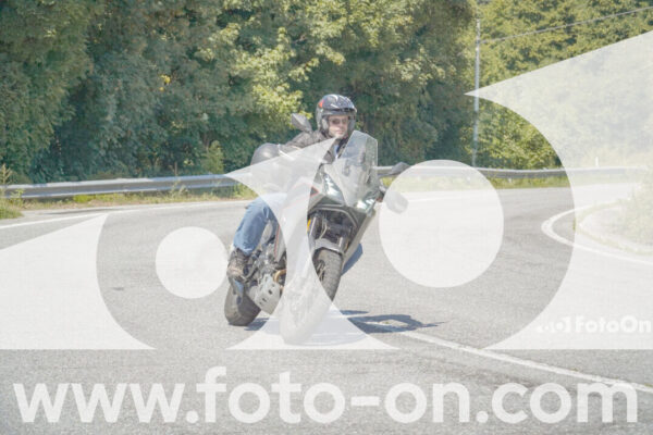 <h1 class="product-title">thumb_FF100092_1</h1>