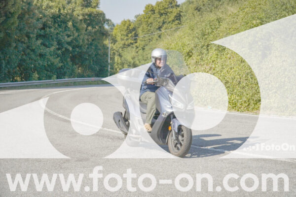 <h1 class="product-title">thumb_FF100096</h1>