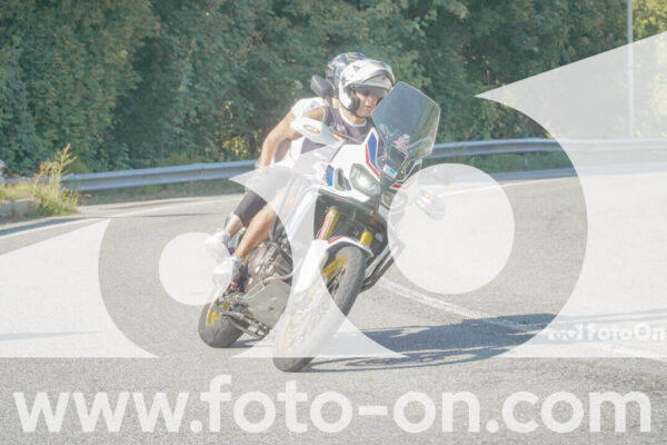 <h1 class="product-title">thumb_FF100106</h1>