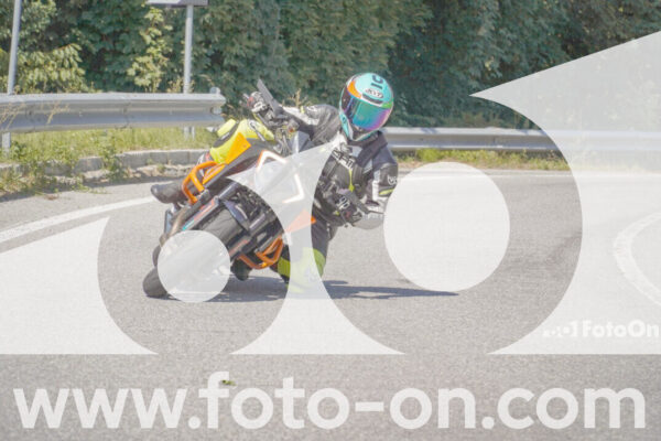<h1 class="product-title">thumb_FF100106_1</h1>