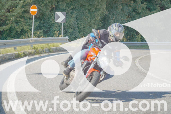 <h1 class="product-title">thumb_FF100118</h1>
