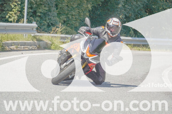 <h1 class="product-title">thumb_FF100133</h1>