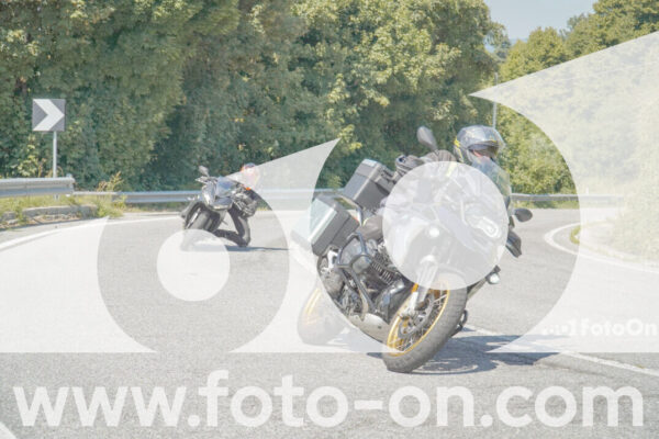 <h1 class="product-title">thumb_FF100226</h1>