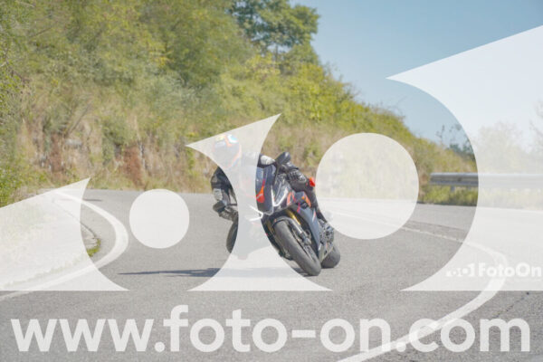 <h1 class="product-title">thumb_FF100228</h1>