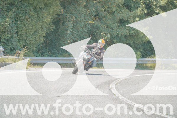 <h1 class="product-title">thumb_FF100250</h1>