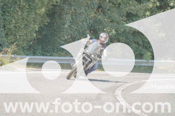<h1 class="product-title">thumb_FF100295</h1>
