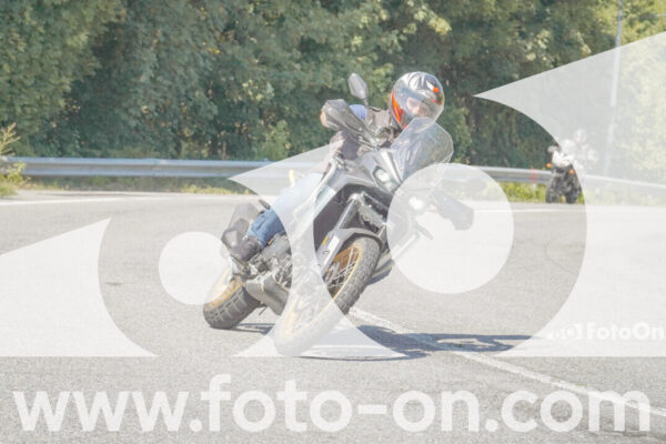 <h1 class="product-title">thumb_FF100297</h1>