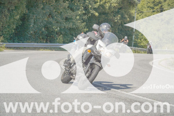 <h1 class="product-title">thumb_FF100299</h1>