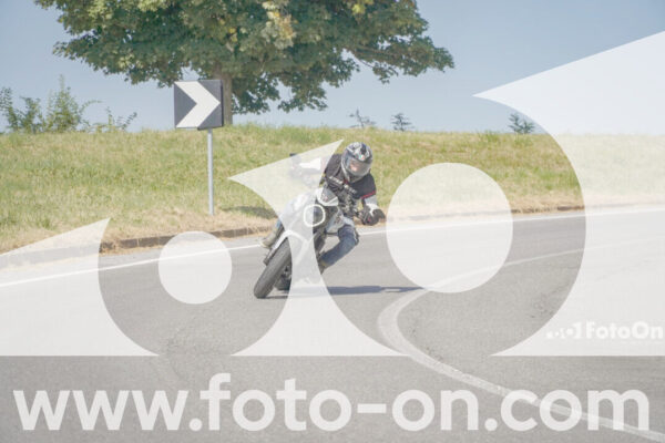 <h1 class="product-title">thumb_FF100355</h1>