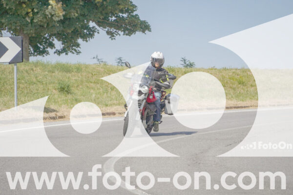 <h1 class="product-title">thumb_FF100364</h1>