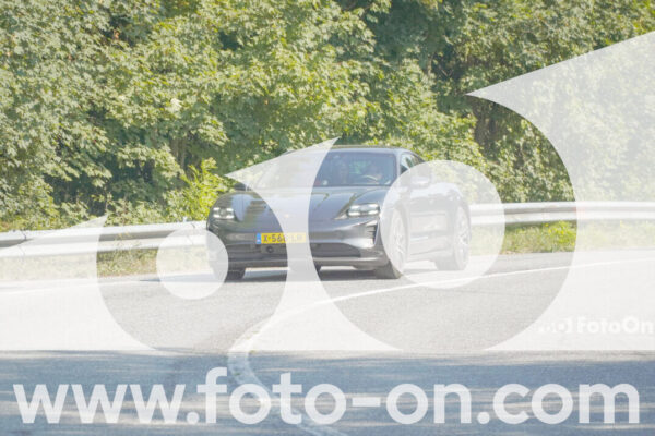 <h1 class="product-title">thumb_FF101853</h1>