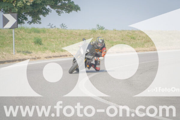 <h1 class="product-title">thumb_FF102297</h1>