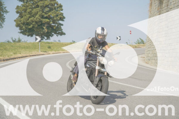 <h1 class="product-title">thumb_FF102325</h1>